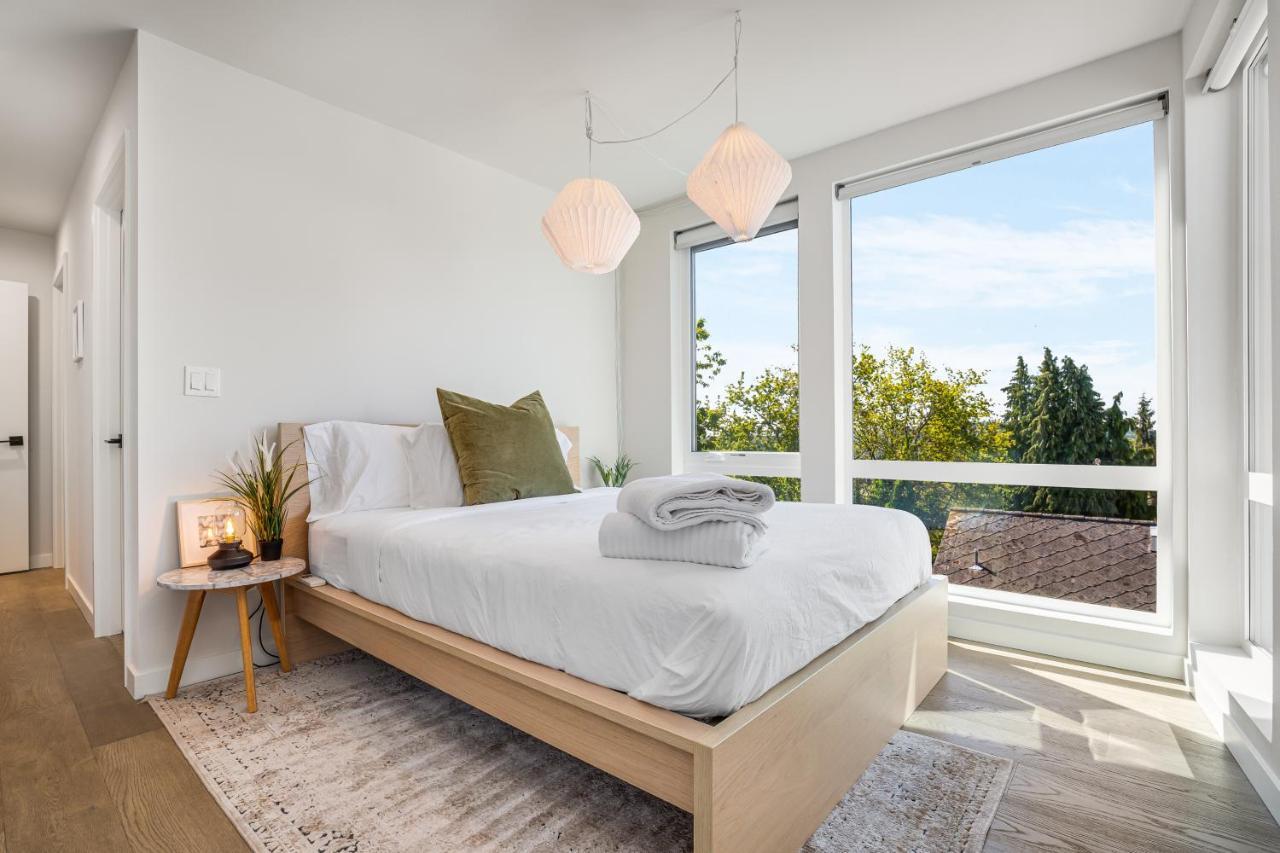 Rooftop Patio With Waterview, Private Garden & Grill 3Br 3Ba- Modern Cityscape Seattle Eksteriør billede